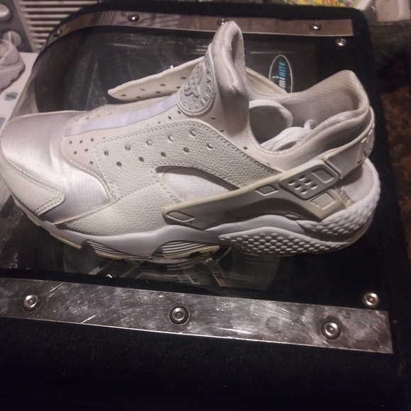 Heels - Picture 5 of 5